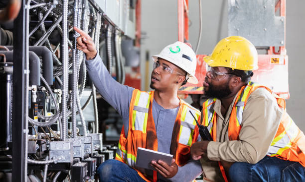  Reedspt, OR Electrician Pros